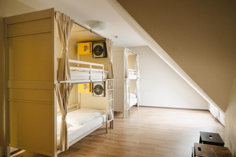 4 camas dormitorio - Mixta - Standard - Baño privado
