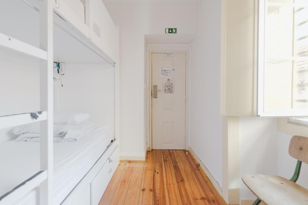 6 camas dormitorio - Mixta - Standard - Baño privado