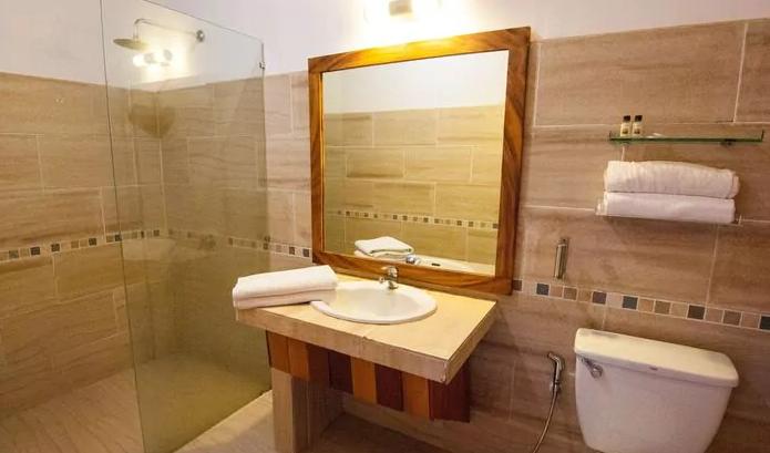 Habitación Doble Twin Estándar para 4 Huéspedes - Con Baño Privado