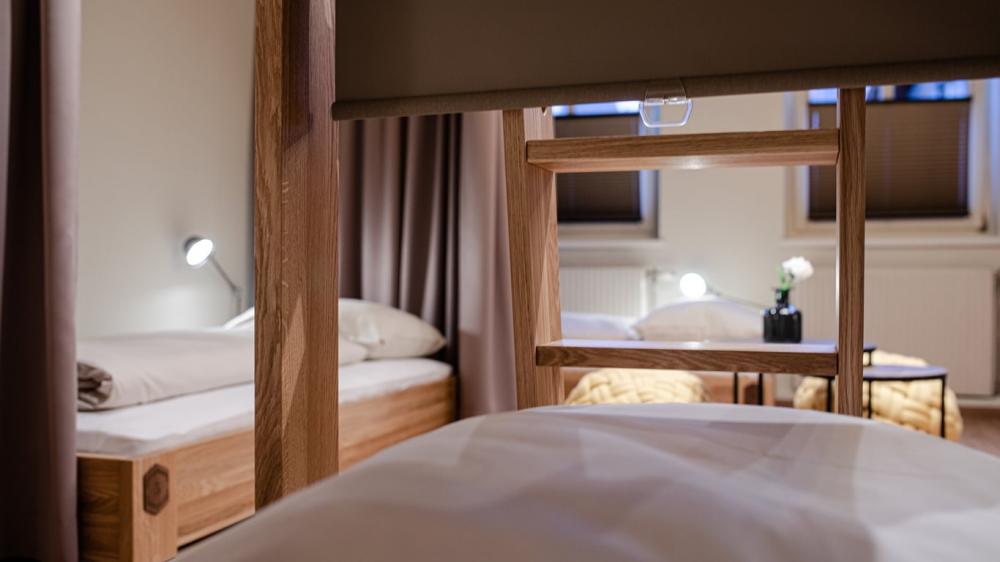 Cama en un dormitorio compartido de 9 camas - con baño privado