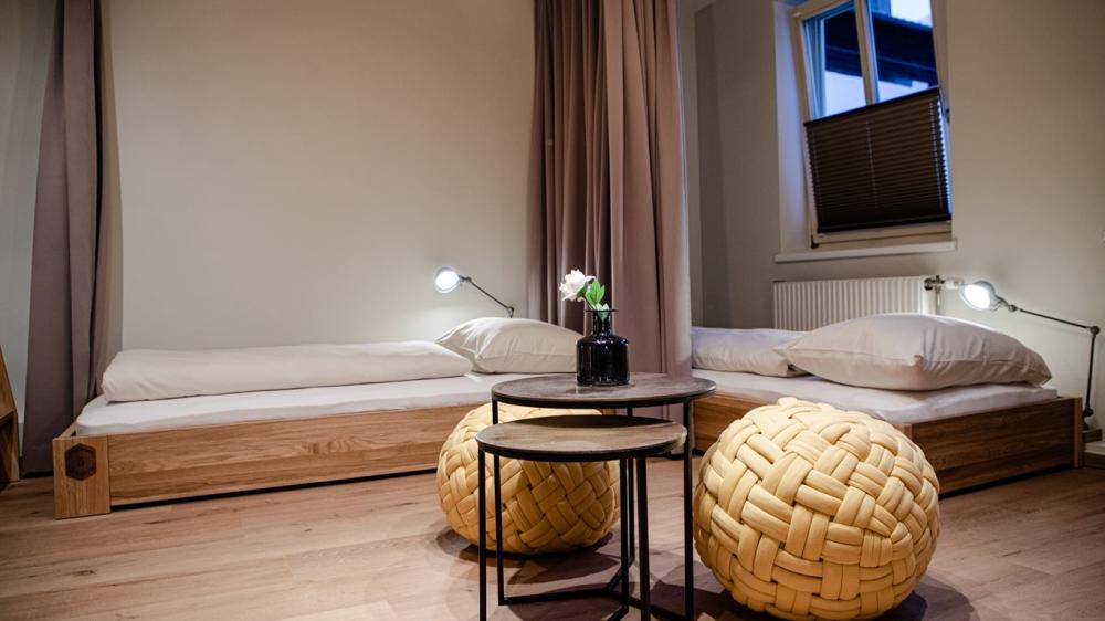 Cama en un dormitorio compartido de 9 camas - con baño privado