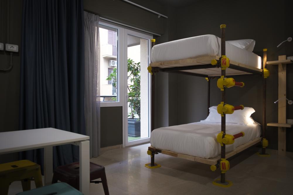 8 camas dormitorio - Mixta - Superior - Baño compartido