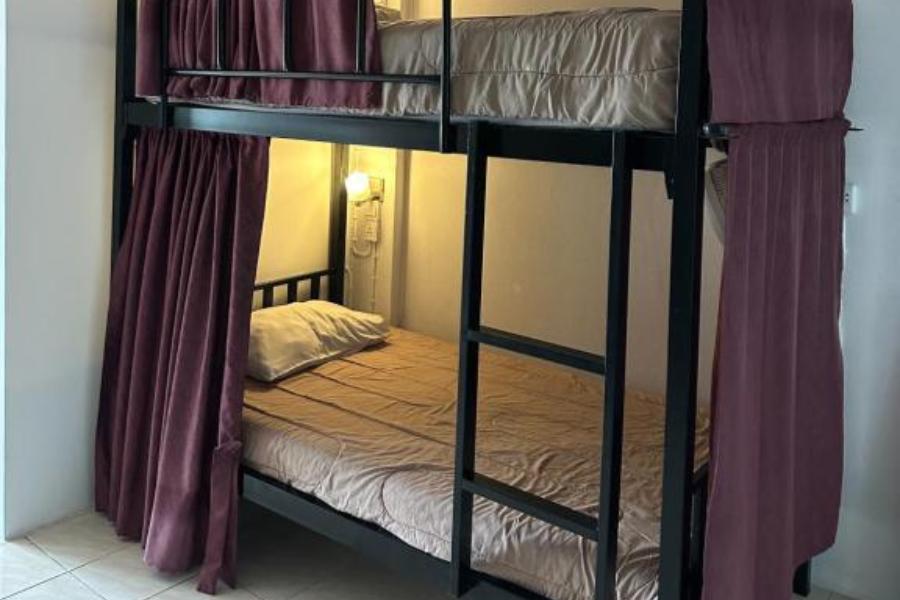 8 camas dormitorio - Mixta - De lujo - Baño privado