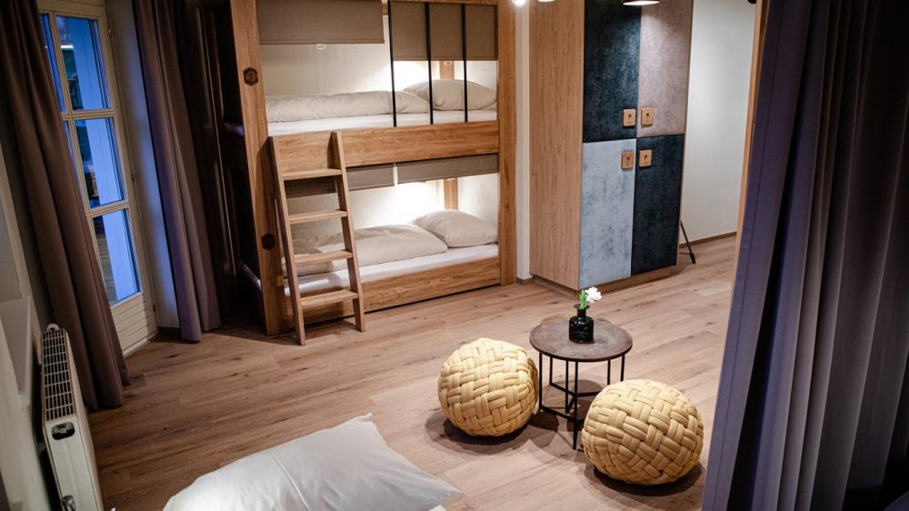 Cama en dormitorio compartido de 8 camas para ladies - Ensuite