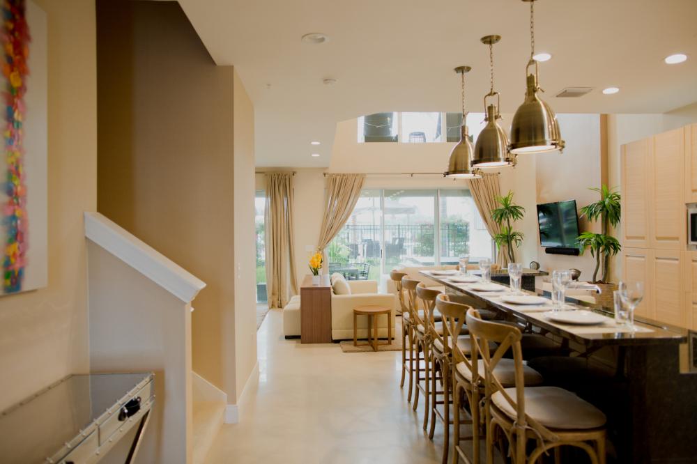 Villa del Townhouse de 3 dormitorios de lujo de 2 pisos con parrilla BBQ