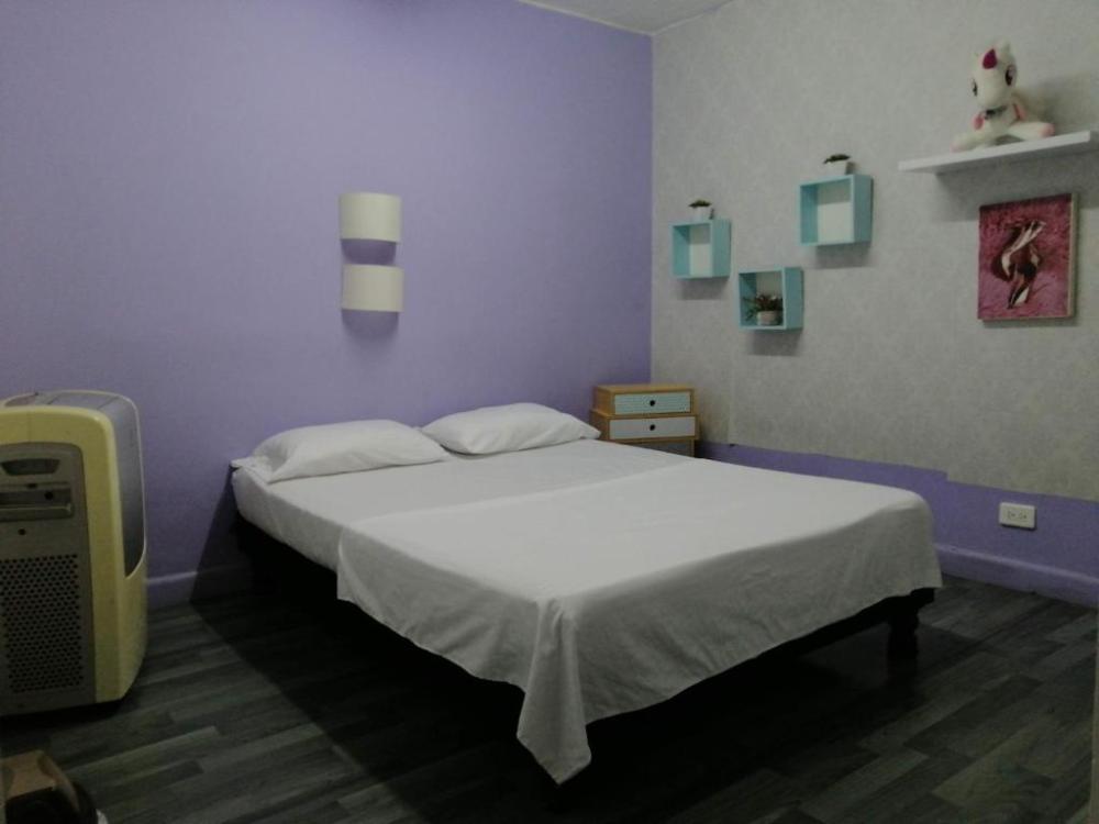 Habitación doble - Mixta - Standard - Baño común en el mismo piso