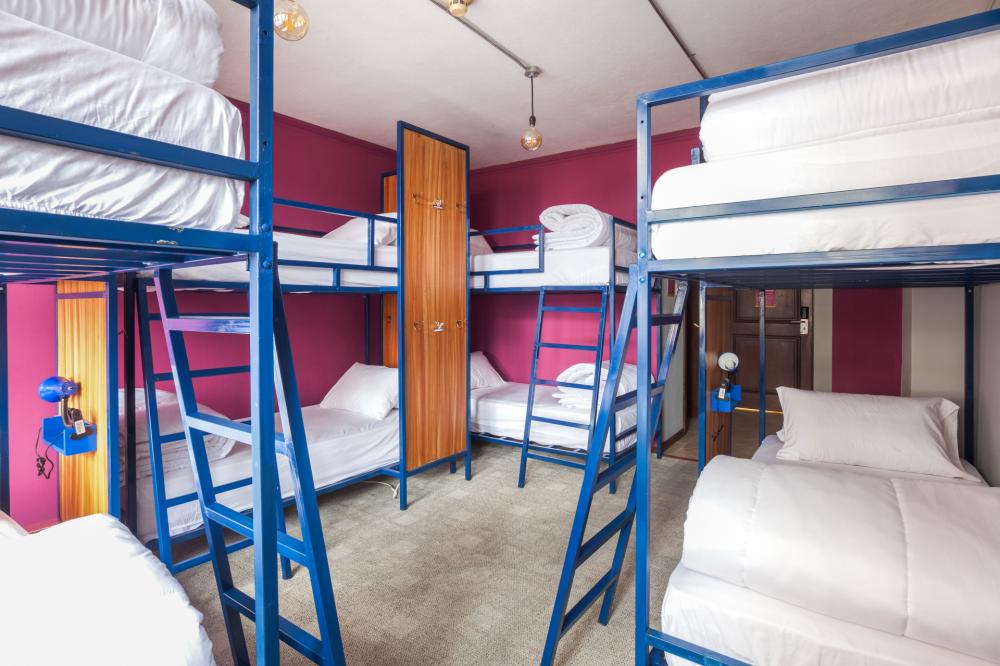 8 camas dormitorio - Mixta - Económica - Baño compartido
