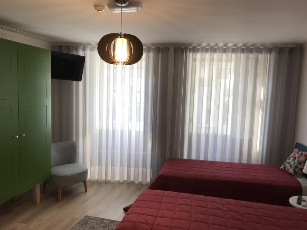 Habitación triple - Mixta - De lujo - Baño privado