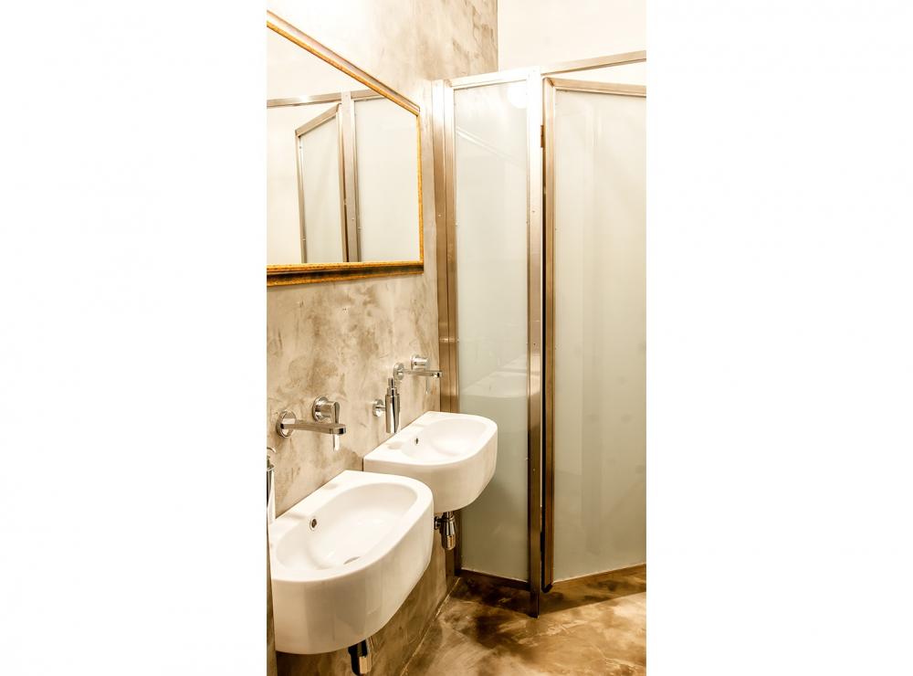 4 camas dormitorio - Mixta - Standard - Baño común en el mismo piso
