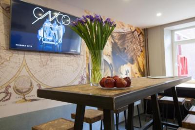 Habitación común y de televisión Image